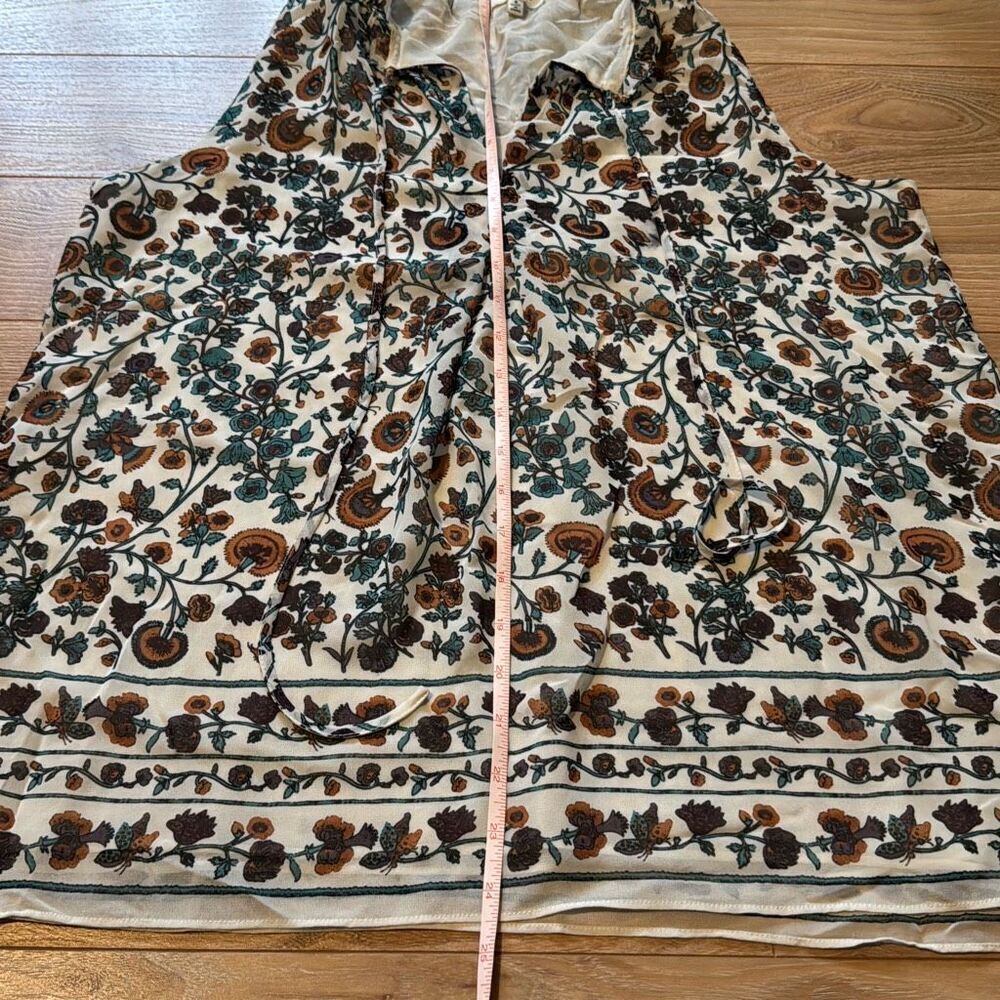 Max Studio double layer floral blouse size small Perfect for summertime or eve - Picture 5 of 6